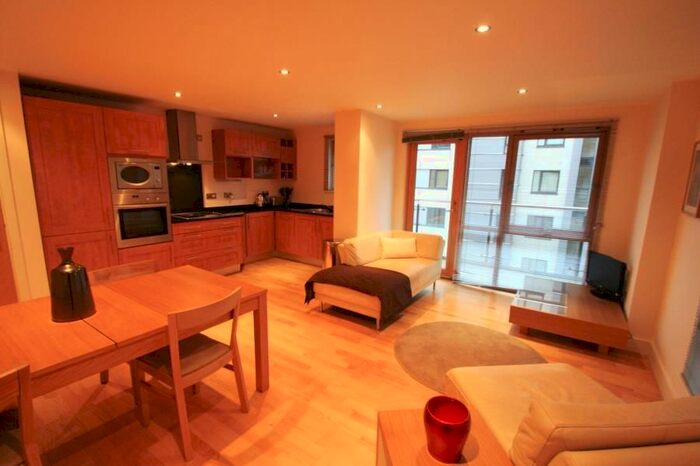 2 Bedroom Flat To Rent In Crozier House, Leeds Dock, LS10