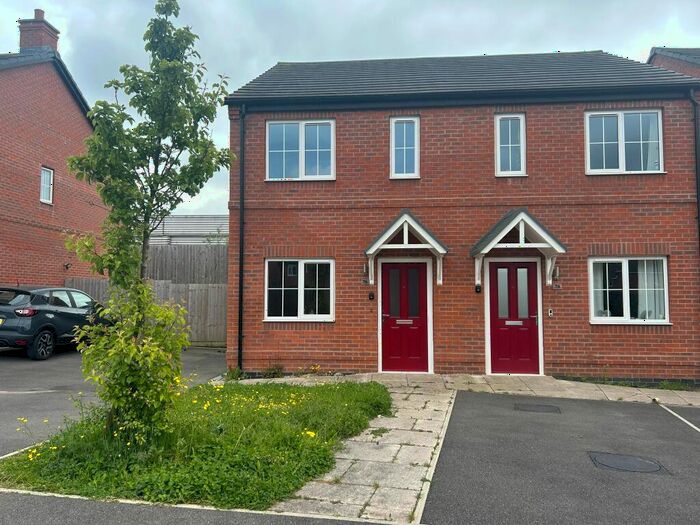2 Bedroom House To Rent In Lathkill Drive, Ashbourne, DE6