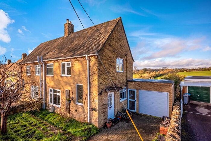 2 Bedroom Semi Detached House For Sale In Nine Acres Lane, Charlbury, OX7