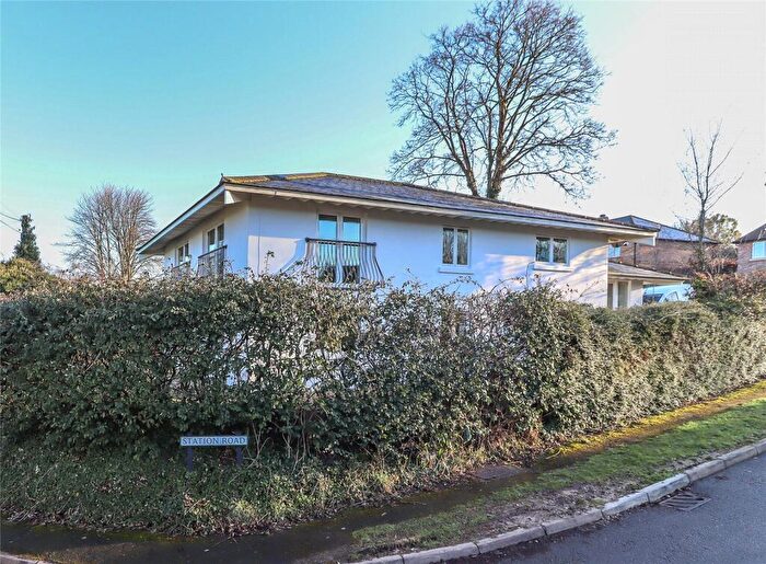 4 Bedroom Detached House For Sale In Station Road, Chilbolton, Stockbridge, Hampshire, SO20