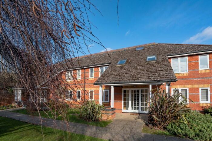 2 Bedroom Flat To Rent In Sidney Street, Oxford, OX4