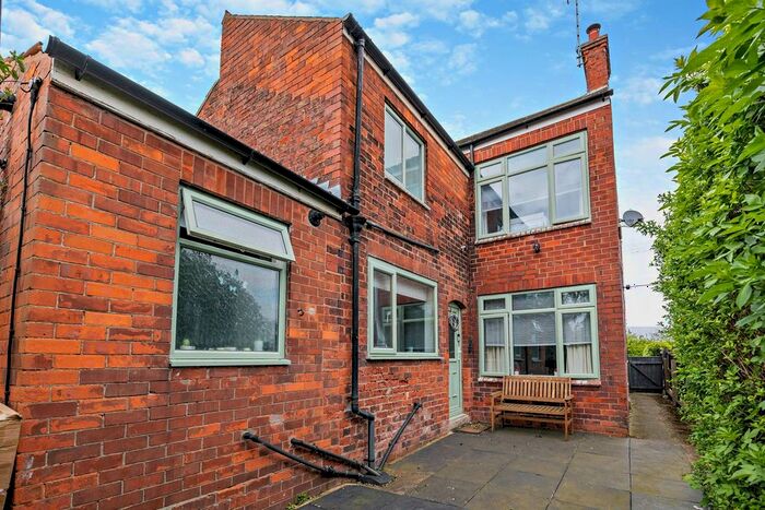 2 Bedroom Semi-Detached House For Sale In Sluice Road, South Ferriby, Barton-Upon-Humber, DN18