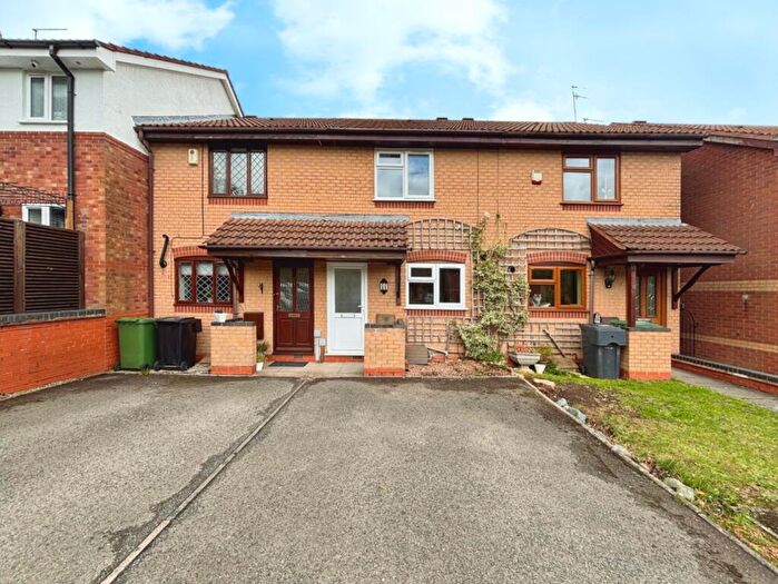 2 Bedroom Terraced House To Rent In Heron Close, Alvechurch, Birmingham, B48