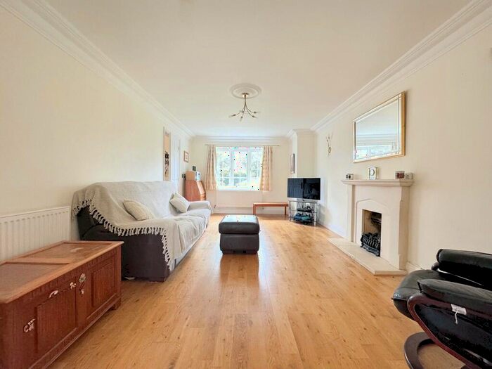 5 Bedroom Detached House For Sale In Netherne-on-the-Hill, Surrey, CR5