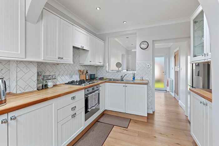 4 Bedroom Detached House For Sale In New Road, Sutton Bridge, Spalding, Cambs, PE12
