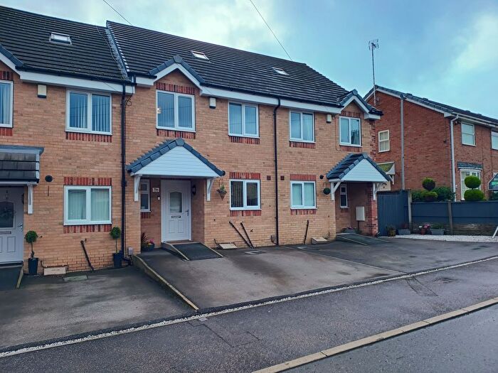 4 Bedroom Town House For Sale In High Street, Ossett, WF5