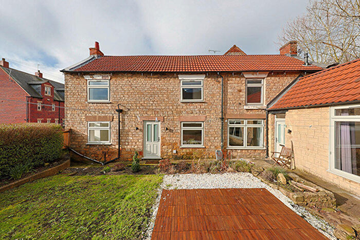 3 Bedroom Semi-Detached House For Sale In Rectory Road, Clowne, Chesterfield, S43
