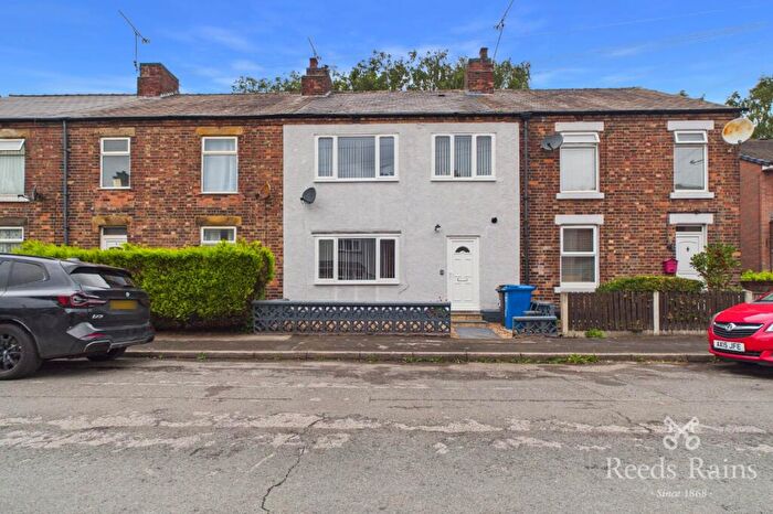 3 Bedroom Terraced House To Rent In Wateringbury Grove, Staveley, Chesterfield, Derbyshire, S43
