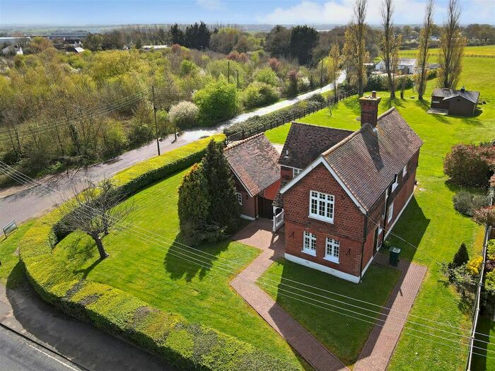 4 Bedroom Detached House For Sale In Great Warley Street, Great Warley, Brentwood, CM13