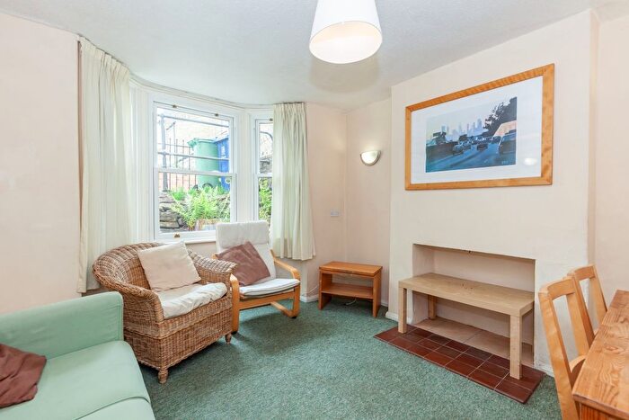 4 Bedroom Terraced House To Rent In Stanley Road, Oxford, OX4