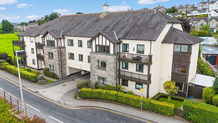2 Bedroom Flat For Sale In Station Road, Carnforth, LA5