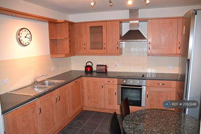 2 Bedroom Flat To Rent In Collingwood Mews, Newcastle Upon Tyne, NE3