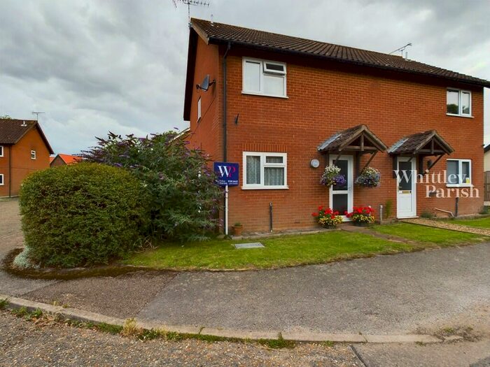 3 Bedroom Semi-Detached House For Sale In Old Stores Close, Worlingworth, IP13