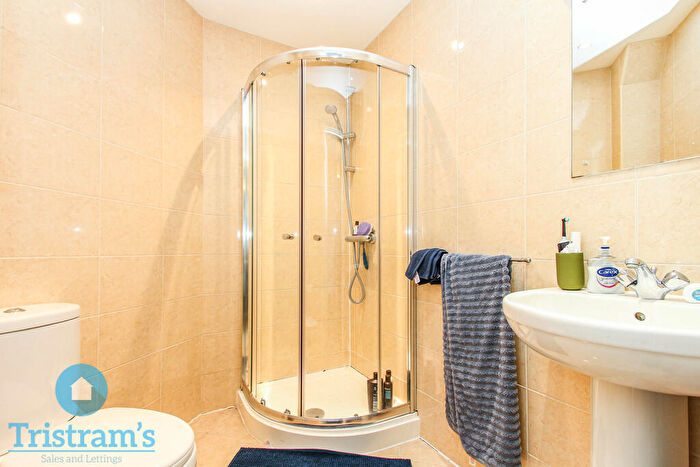 2 Bedroom Apartment To Rent In Flat, Park View Court, West Bridgford, NG2