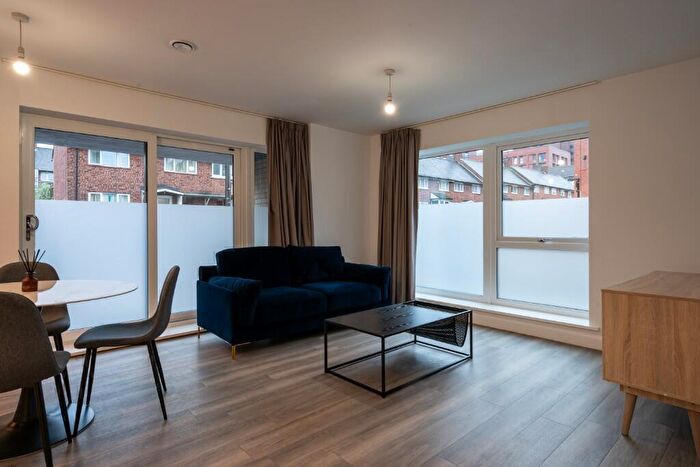 2 Bedroom Flat To Rent In Flat, Morville Street, Birmingham, C14