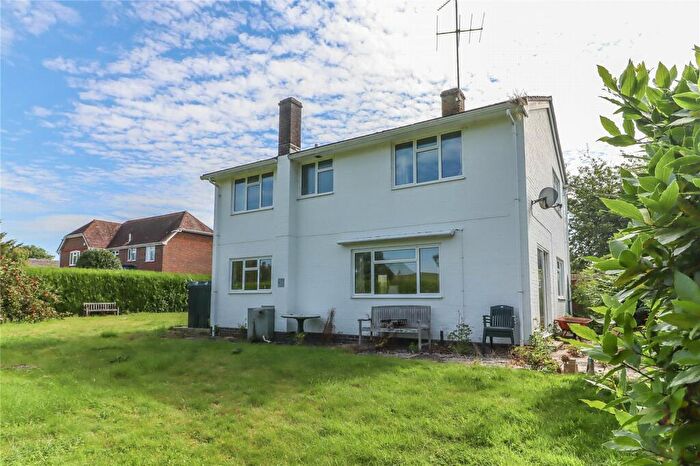 3 Bedroom Detached House For Sale In Hayes Close, King's Somborne, Stockbridge, Hampshire, SO20