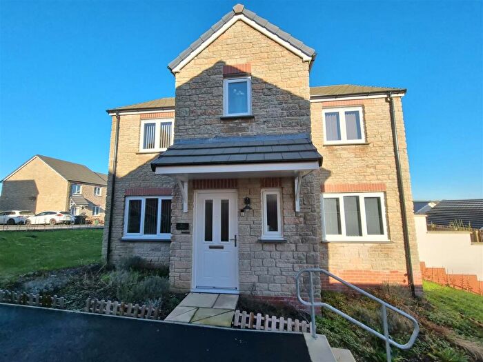 4 Bedroom House For Sale In Carina Close, Liskeard, PL14