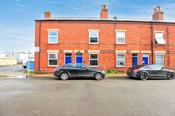 3 Bedroom Terraced House For Sale In Cross Street, Skegness, Lincolnshire, PE25