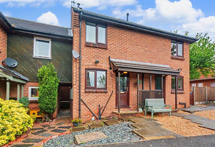 2 Bedroom House For Sale In Market Street, Draycott, DE72