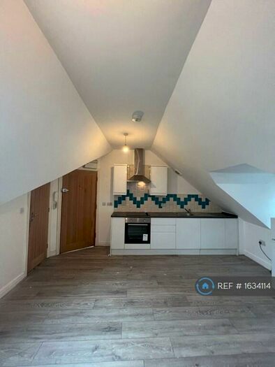 Studio To Rent In Melville Road, Maidstone, ME15