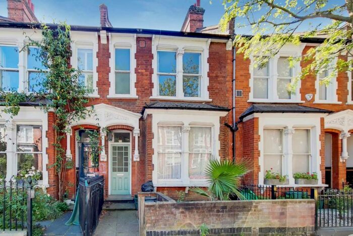 2 Bedroom Flat To Rent In Harberton Road, Archway, N19