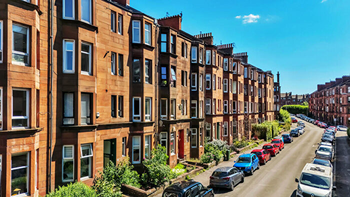 1 Bedroom Flat For Sale In Kennoway Drive, Thornwood, G11