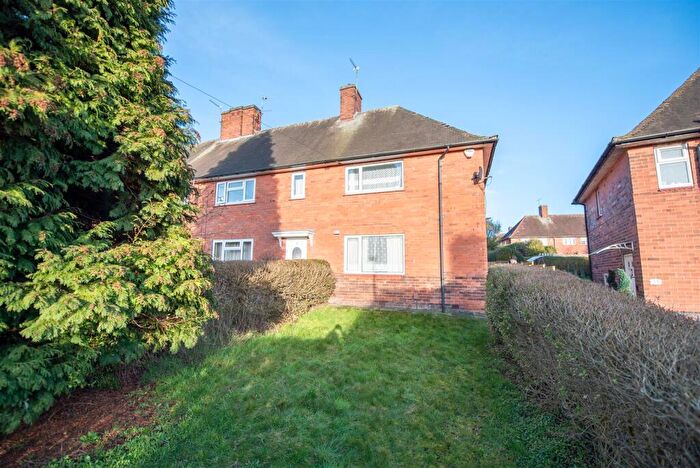 2 Bedroom End Of Terrace House To Rent In Berwick Close, Nottingham, NG5