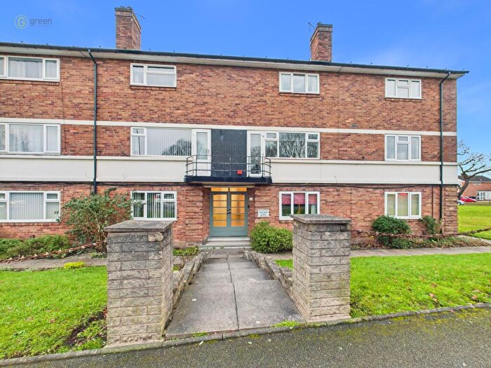 2 Bedroom Apartment For Sale In Penns Court, Eachelhurst Road, Sutton Coldfield, B76