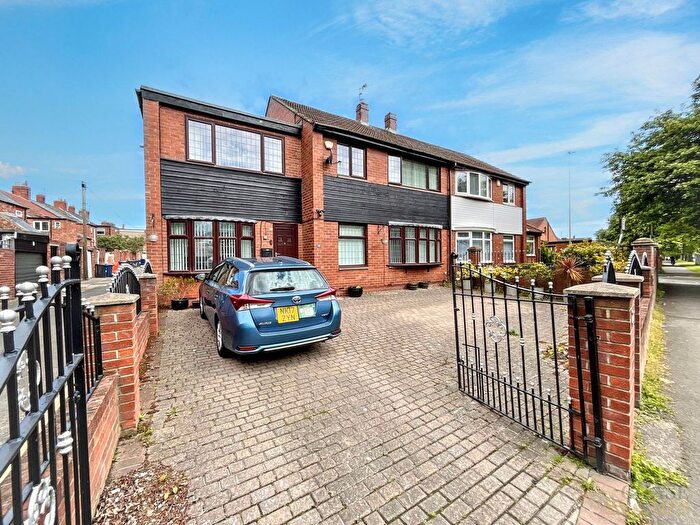 4 Bedroom Semi-Detached House For Sale In Temple Park Road, South Shields, NE33