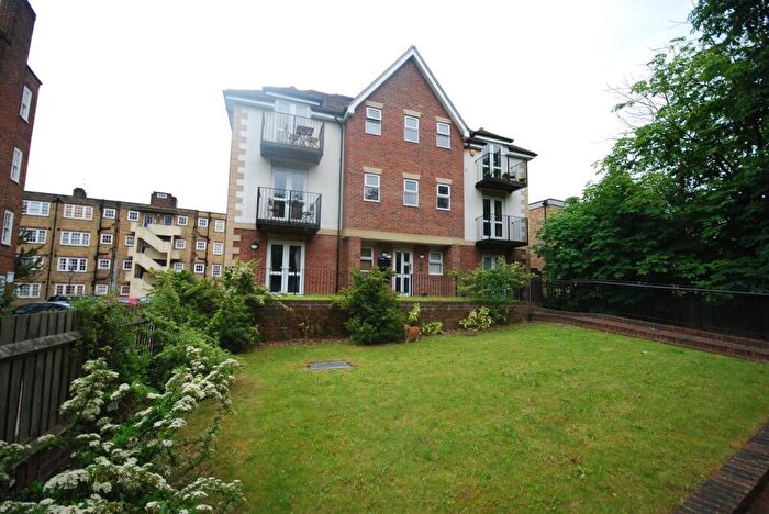 1 Bedroom Flat To Rent In Park Road, Beckenham, BR3