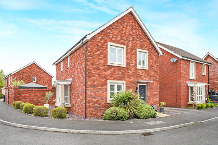 4 Bedroom Detached House For Sale In Feddon Close, Stoke Orchard, Cheltenham, GL52