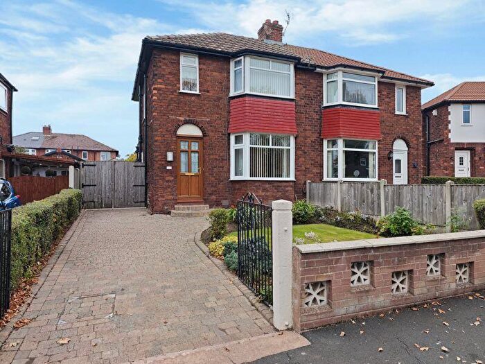 3 Bedroom Semi Detached House For Sale In Knowe Park Avenue, Carlisle, CA3