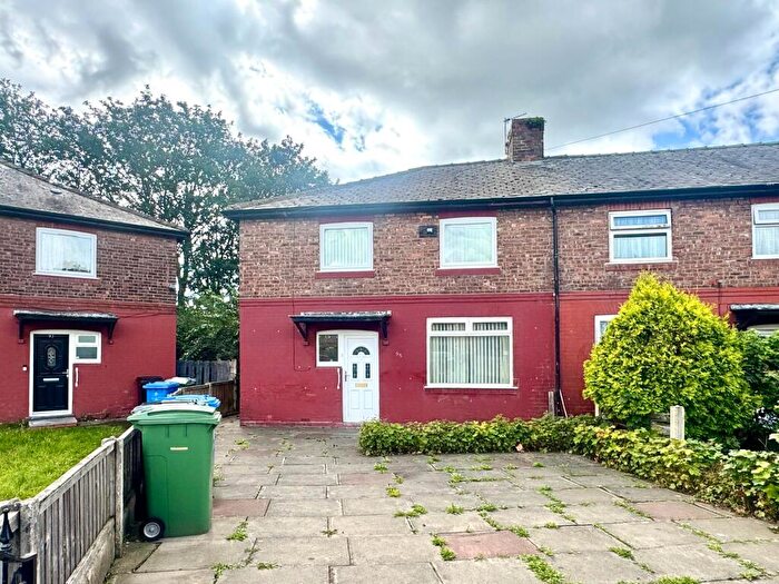 3 Bedroom End Of Terrace House For Sale In Gorse Crescent, Stretford, M32