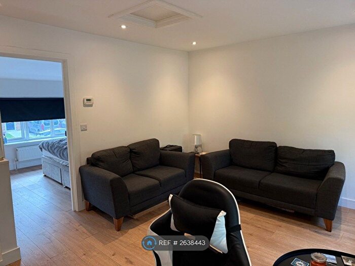 1 Bedroom Maisonette To Rent In Vernon Way, Guildford, GU2