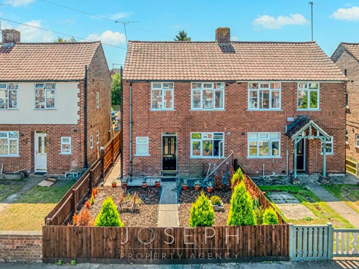 3 Bedroom Semi Detached House For Sale In Bramford Road, Ipswich, IP1