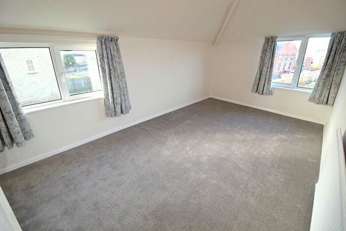 2 Bedroom Apartment To Rent In Manor Road, Brackley, NN13