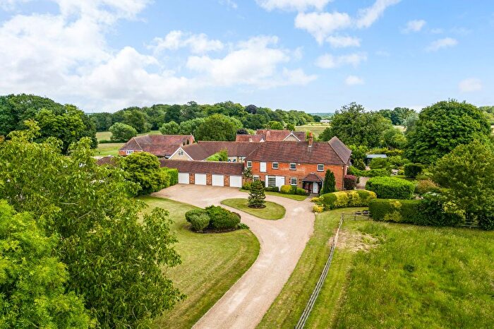 5 Bedroom Detached House For Sale In Chequers Lane, Watford, Hertfordshire, WD25