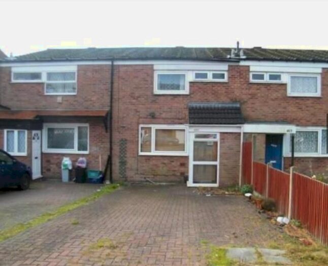 3 Bedroom Property To Rent In Simmons Drive, Quinton, Birmingham B32