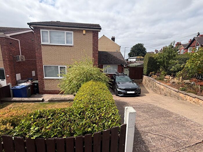 2 Bedroom Detached House For Sale In Coniston Drive, Bolton-Upon-Dearne, Rotherham, S63