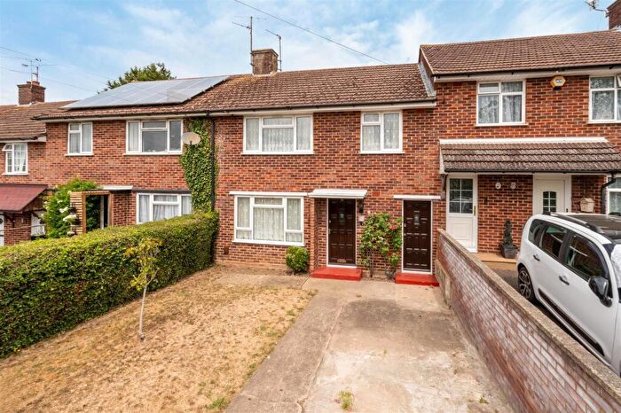 3 Bedroom Town House For Sale In Ashampstead Road, Reading, RG30