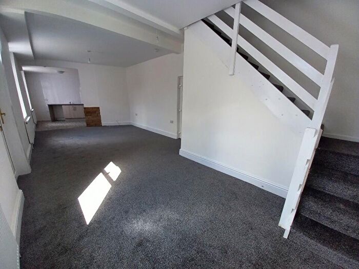 2 Bedroom Terraced House To Rent In Hollingreave Road, Burnley, BB11