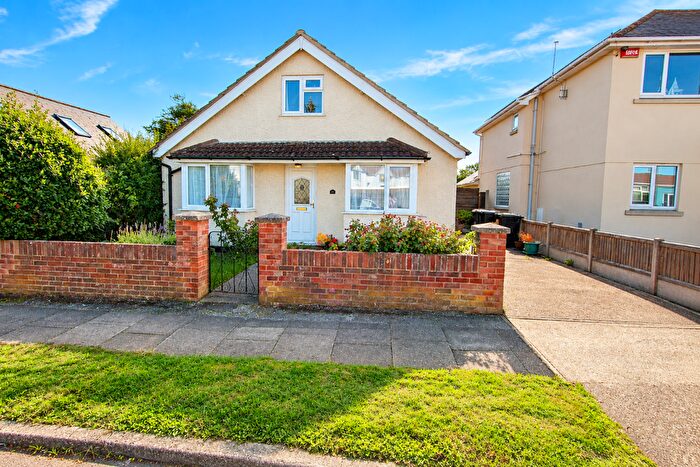 2 Bedroom Bungalow For Sale In Carlton Hill, Herne Bay, CT6