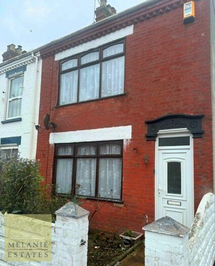 4 Bedroom End Of Terrace House To Rent In Churchill Road, Great Yarmouth, NR30