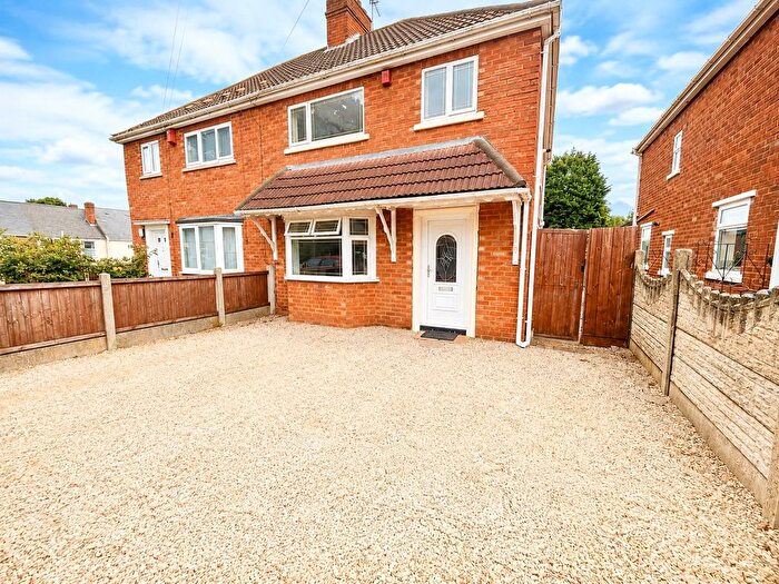 3 Bedroom Semi-Detached House To Rent In Jeffrey Avenue, Wolverhampton, WV4