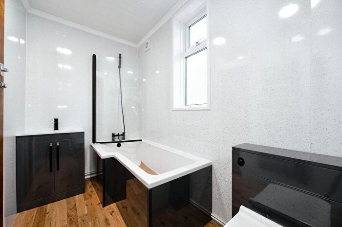 2 Bedroom Detached House For Sale In Sea Front Estate, Hayling Island, Hampshire, PO11