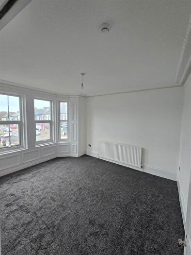 8 Bedroom House To Rent In Croft Avenue, Sunderland, SR4