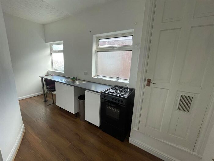 2 Bedroom Apartment To Rent In Liverpool Road, Eccles, Manchester, M30