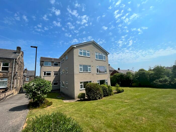 2 Bedroom Flat To Rent In Oakland Court, Sheffield, S6