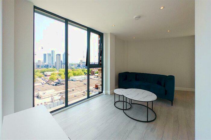 2 Bedroom Apartment To Rent In Regent Plaza, M5