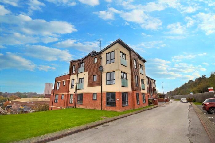 2 Bedroom Apartment To Rent In Pullman House, Tudor Way, Beeston, Leeds, West Yorkshire, LS11